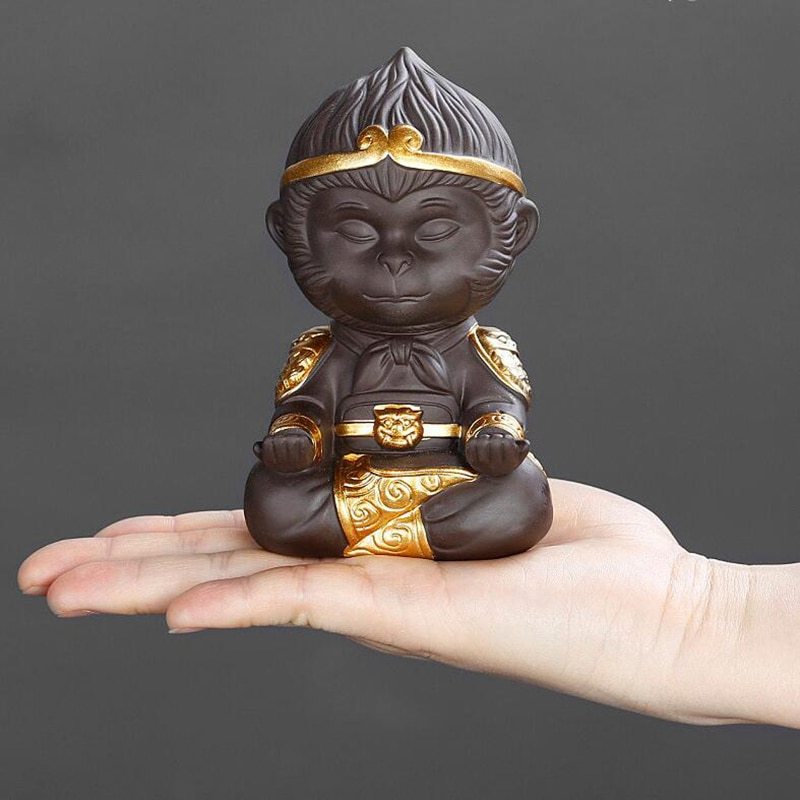 Monkey King – Exquisite Purple Clay Figurine for Home Decoration